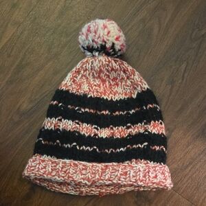 Cozy Knit Pom-Pom Hat - Black and Pink